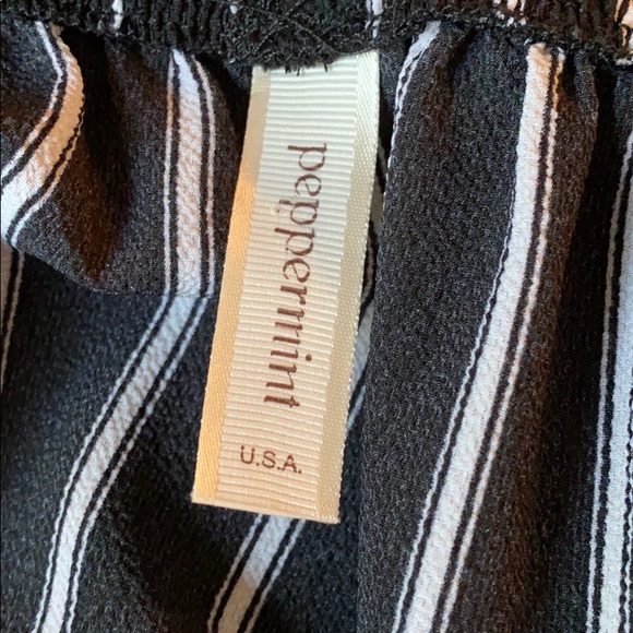 Navy stripe off the shoulder top - Picture 4 of 4